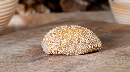 Sesambrötchen